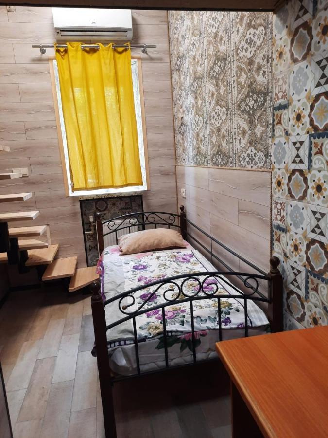 Hostel Voyage Киев Экстерьер фото