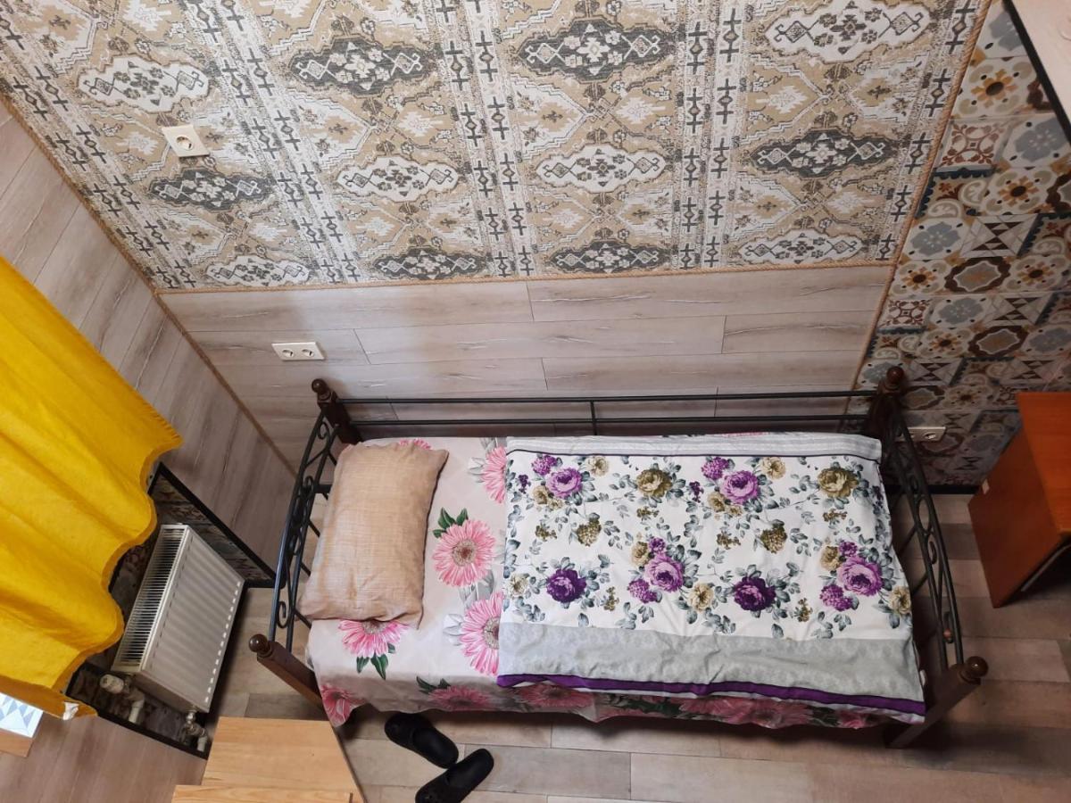 Hostel Voyage Киев Экстерьер фото