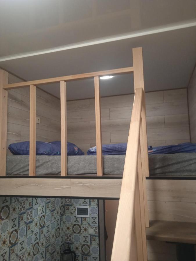 Hostel Voyage Киев Экстерьер фото