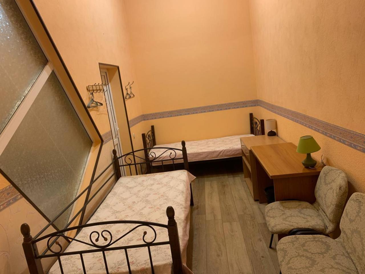 Hostel Voyage Киев Экстерьер фото