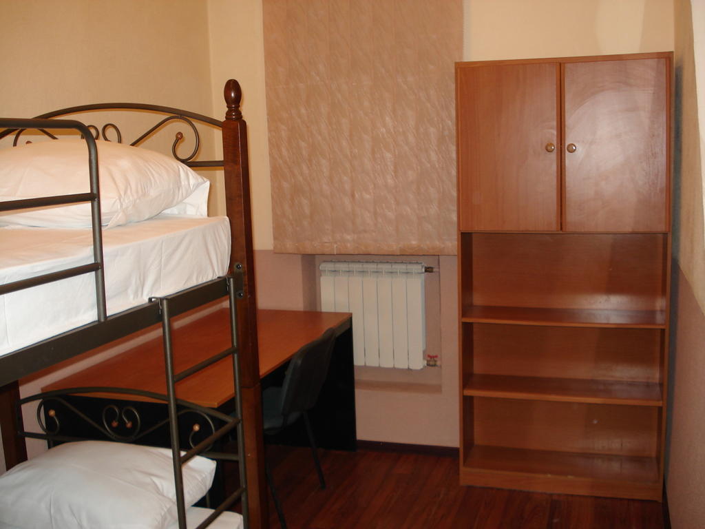 Hostel Voyage Киев Экстерьер фото